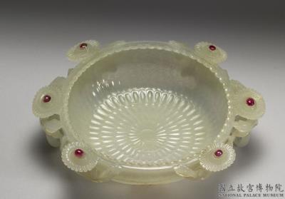 图片[3]-Jade water holder with red-spinel inlay, Qing dynasty (1644-11911)-China Archive